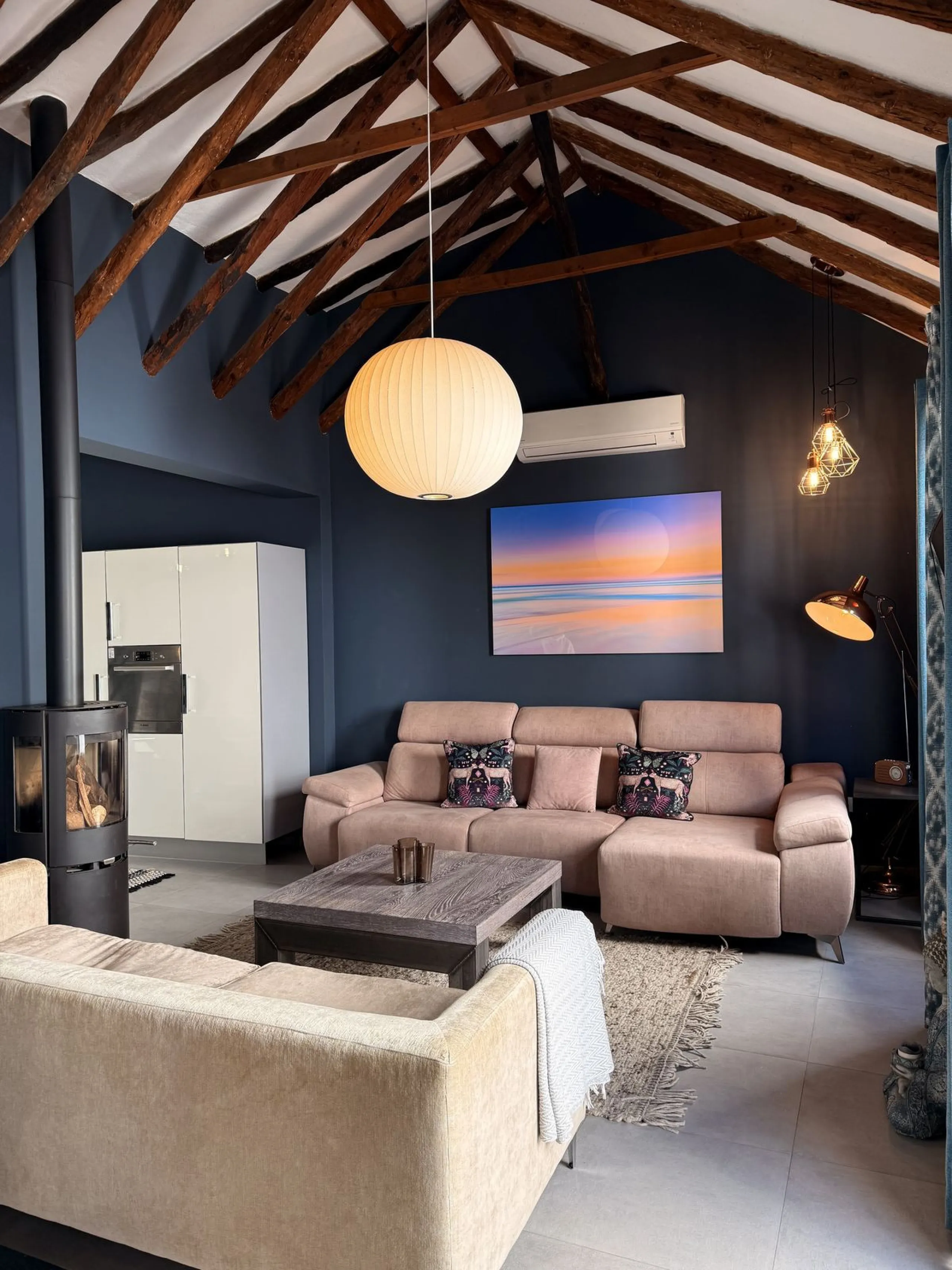 UNIQUE UPPER FLOOR APARTMENT IN ESTEPONAS OLD TOWN