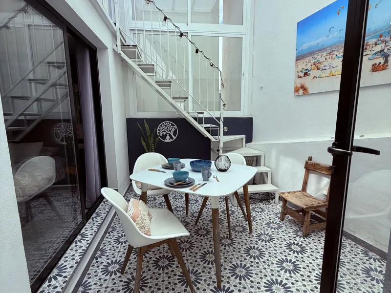 UNIQUE UPPER FLOOR APARTMENT IN ESTEPONAS OLD TOWN