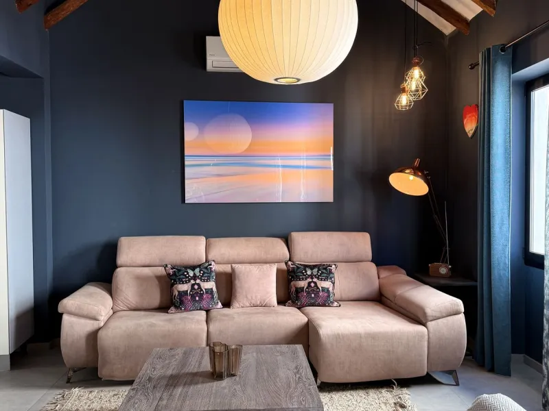 UNIQUE UPPER FLOOR APARTMENT IN ESTEPONAS OLD TOWN