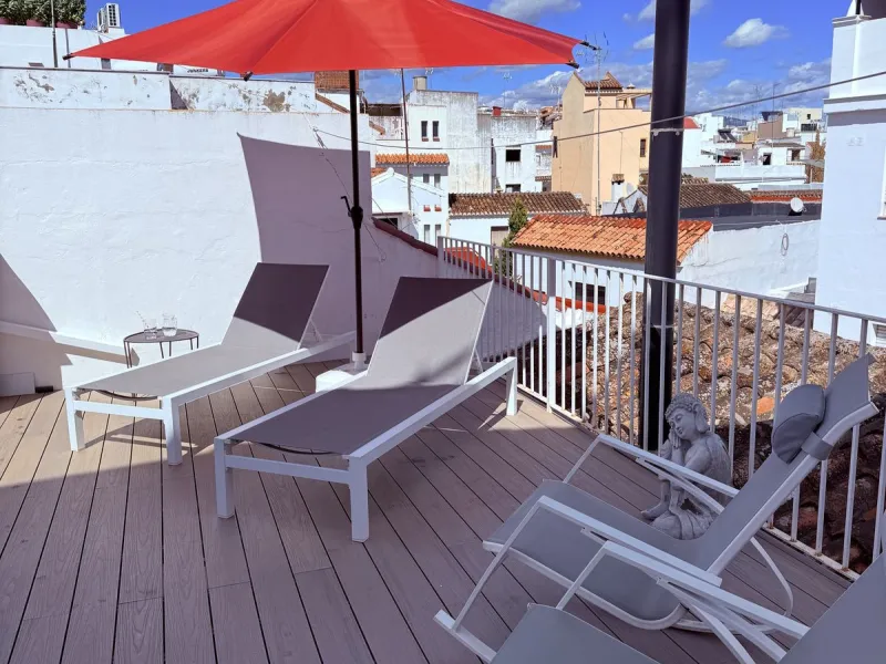 UNIQUE UPPER FLOOR APARTMENT IN ESTEPONAS OLD TOWN