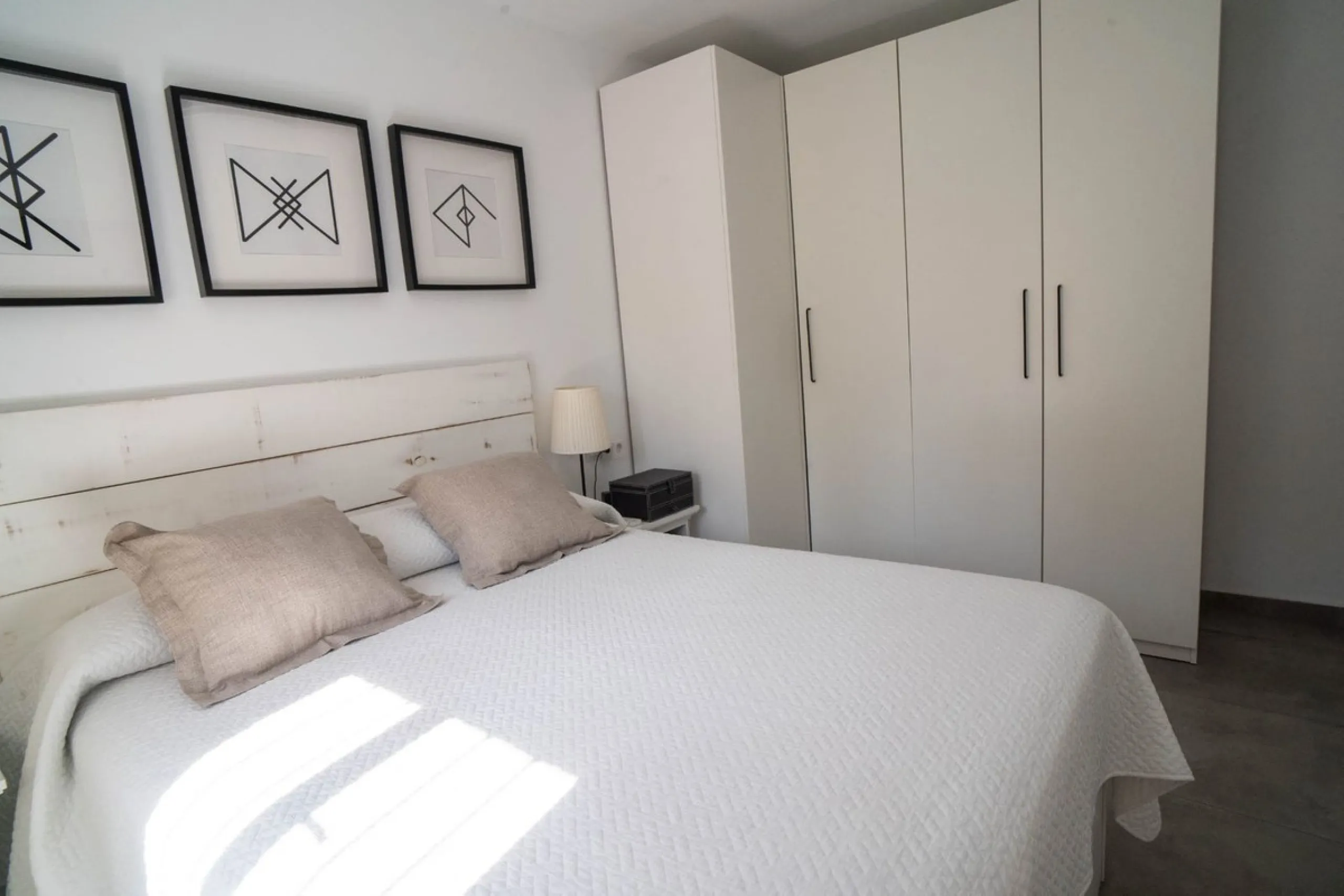 House - Semi-Detached House в продаже в Mijas, Málaga. В доме 6 спален и 3 ванных комнат. Площадь дома 200 м²