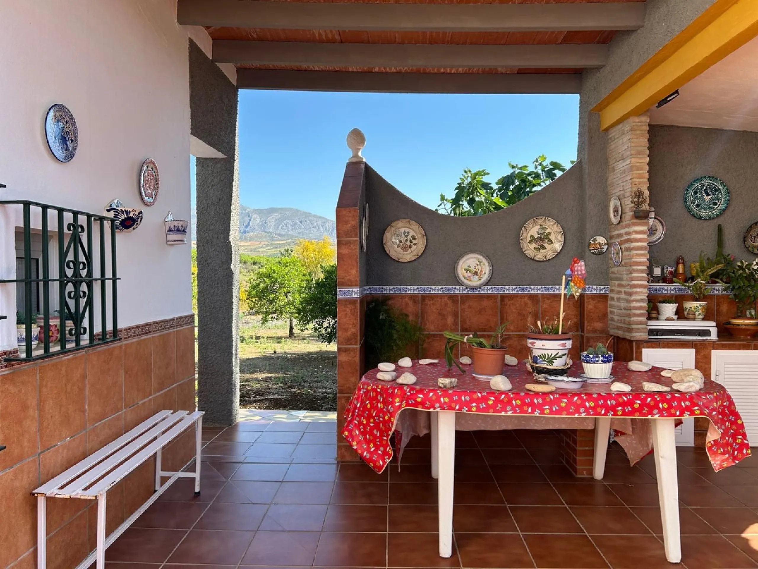 Detached house in Álora, one of the most charming villages in the interior of Málaga.