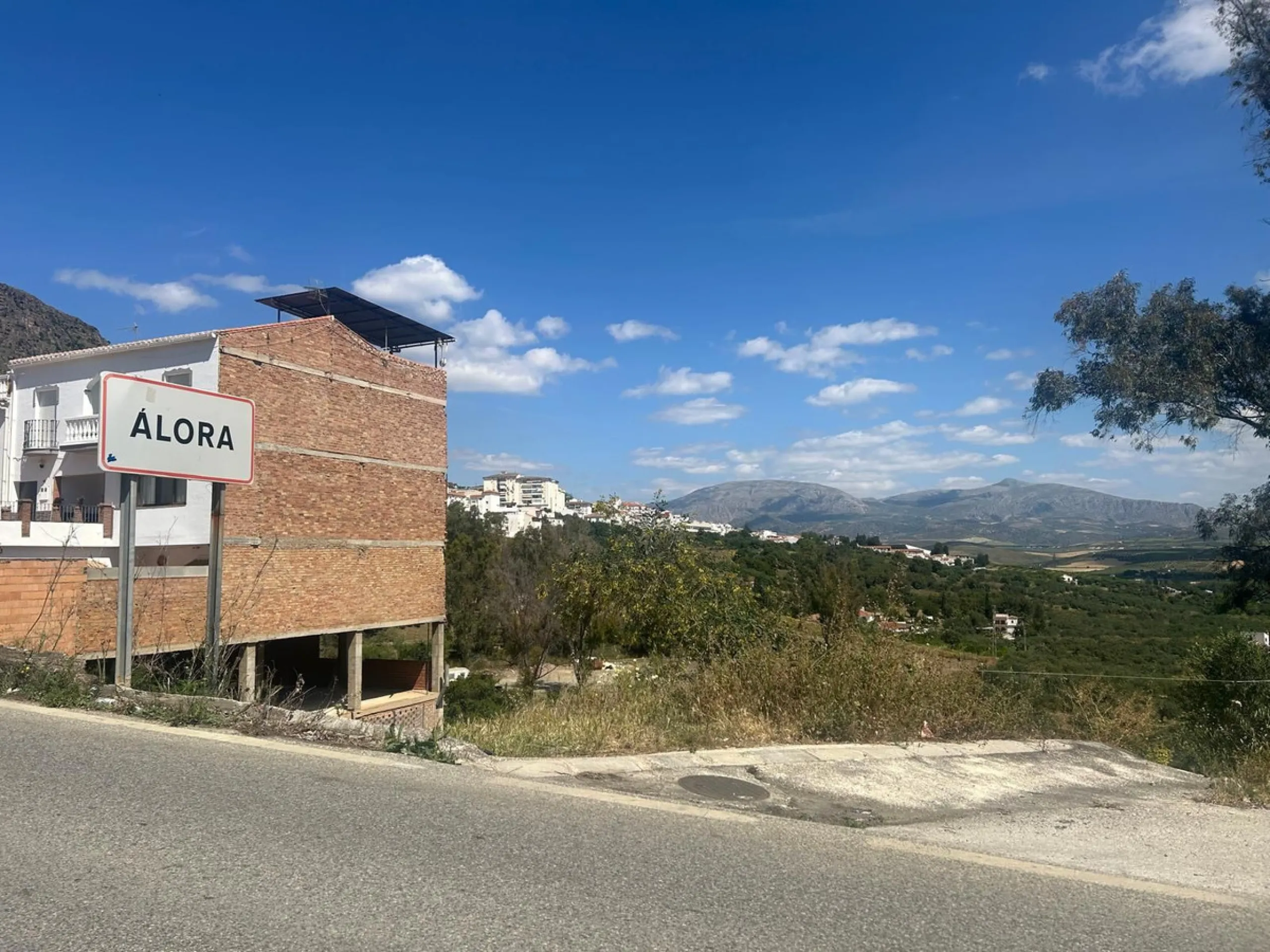 Detached house in Álora, one of the most charming villages in the interior of Málaga.