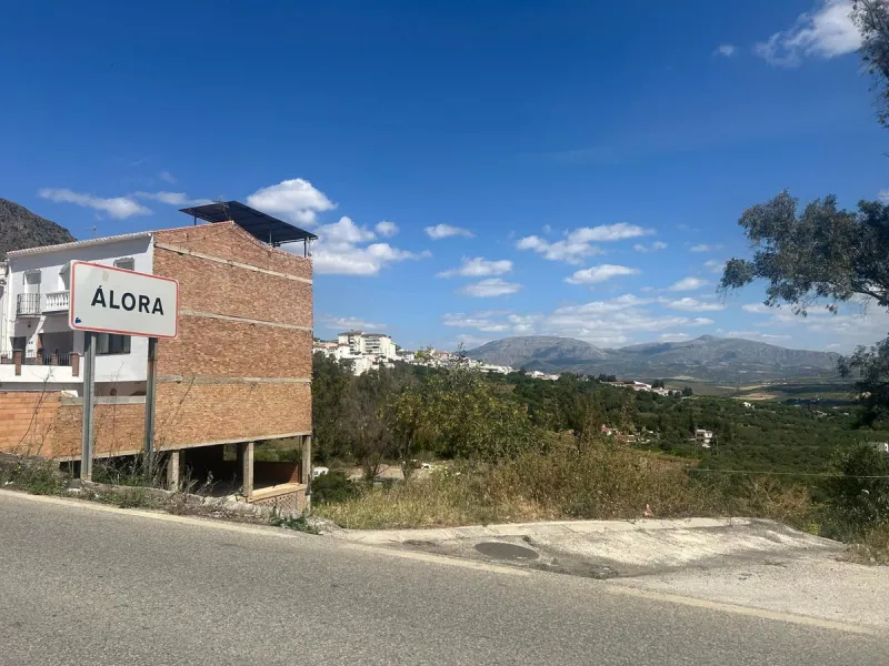 Detached house in Álora, one of the most charming villages in the interior of Málaga.