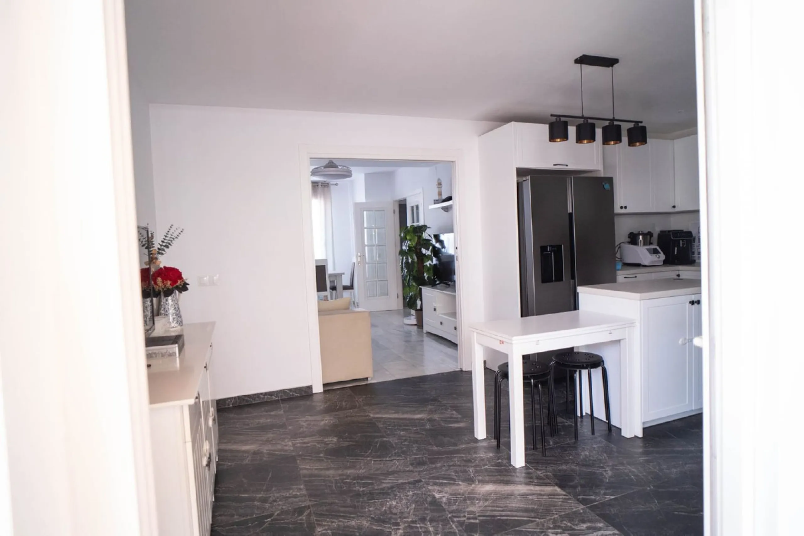 House - Semi-Detached House в продаже в Mijas, Málaga. В доме 6 спален и 3 ванных комнат. Площадь дома 200 м²