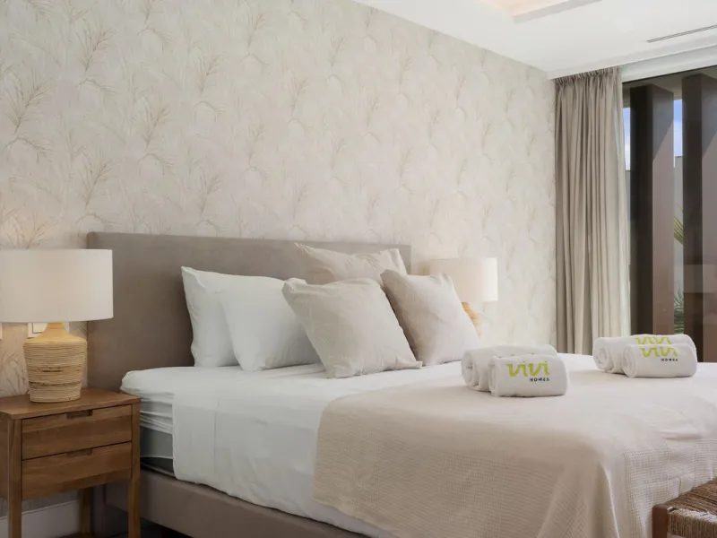 Luxury 2-Bedroom Seafront Apartment ! – The Sapphire, Estepona West.