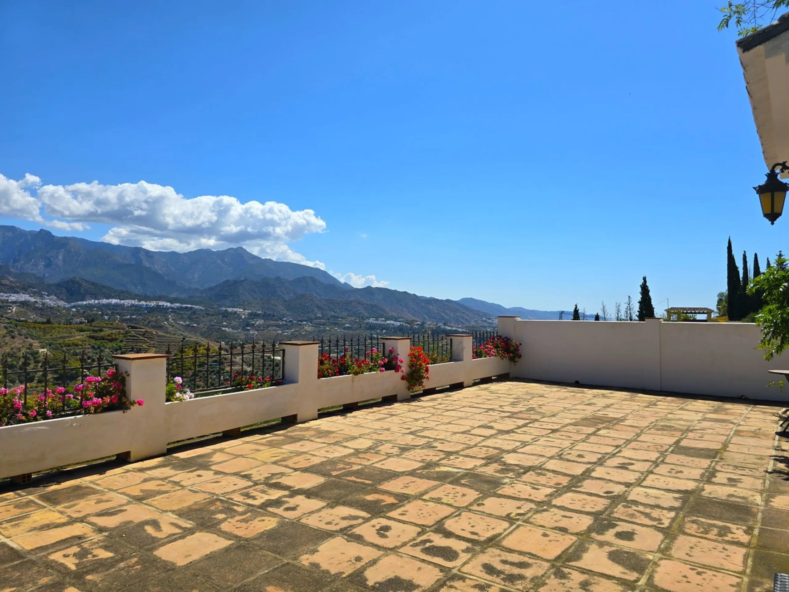 Stunning Andalusian Villa with Breathtaking Views