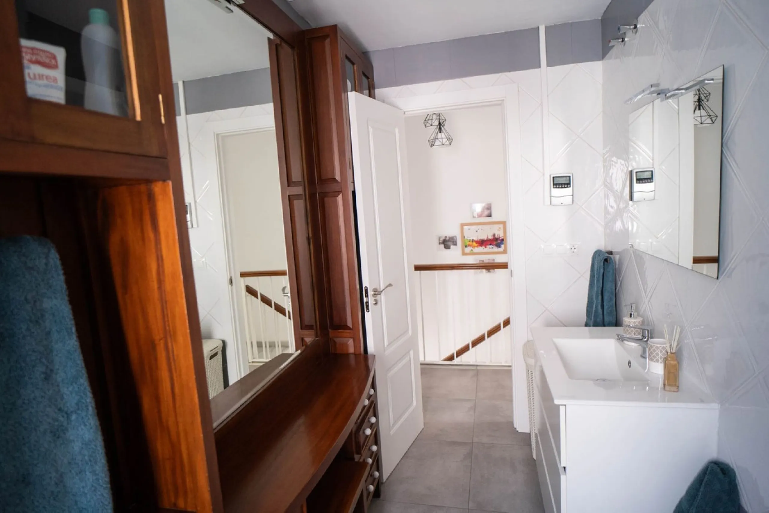 House - Semi-Detached House в продаже в Mijas, Málaga. В доме 6 спален и 3 ванных комнат. Площадь дома 200 м²