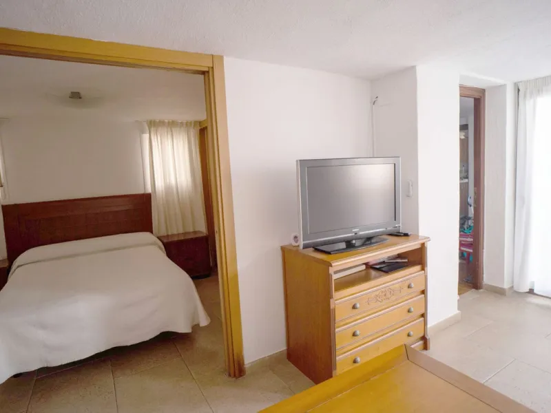 House - Semi-Detached House в продаже в Mijas, Málaga. В доме 6 спален и 3 ванных комнат. Площадь дома 200 м²