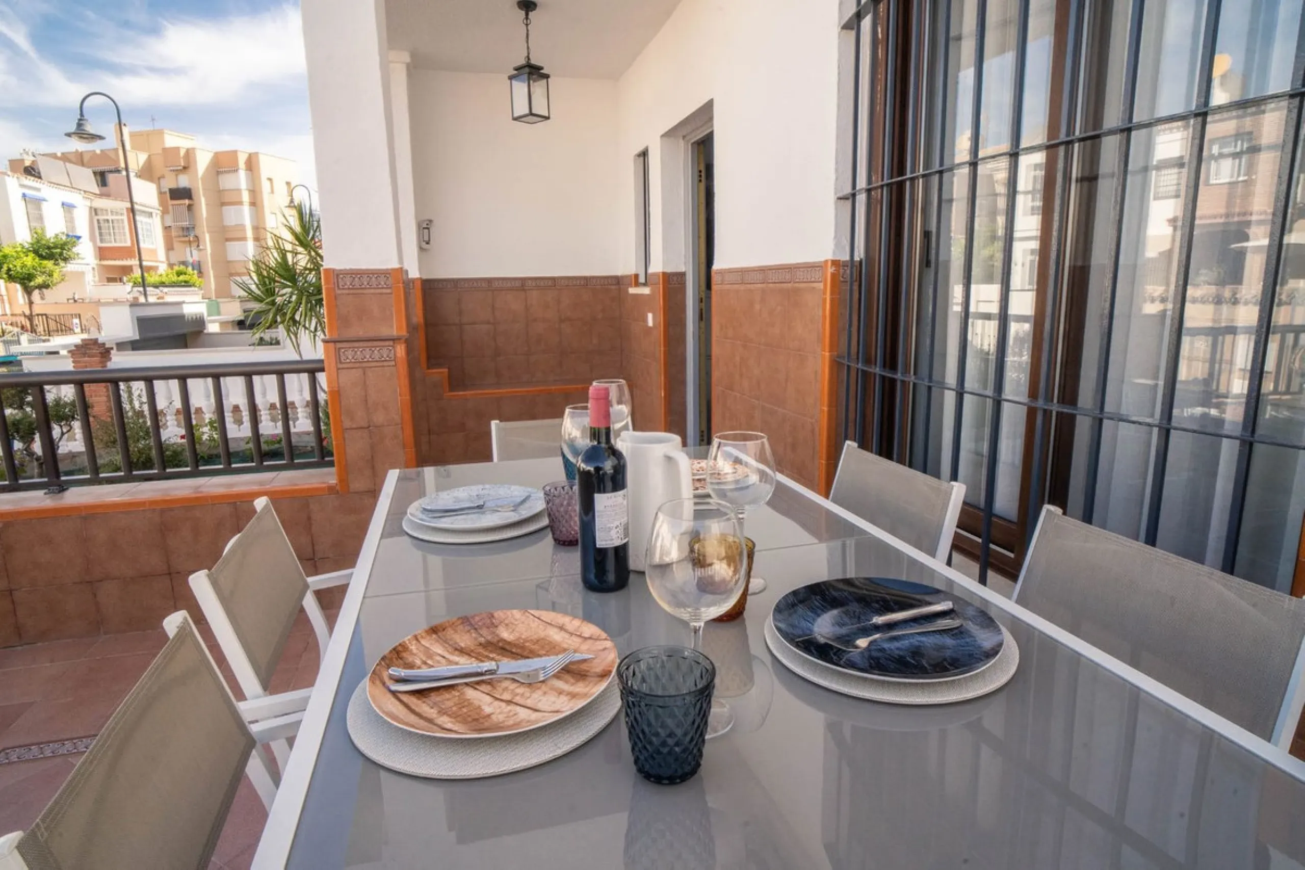 House - Semi-Detached House в продаже в Mijas, Málaga. В доме 6 спален и 3 ванных комнат. Площадь дома 200 м²