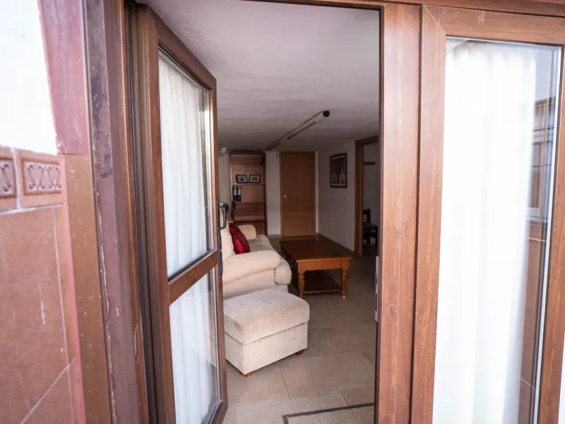 House - Semi-Detached House в продаже в Mijas, Málaga. В доме 6 спален и 3 ванных комнат. Площадь дома 200 м²