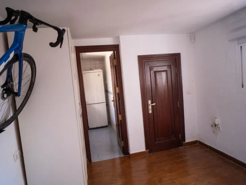 House - Semi-Detached House в продаже в Mijas, Málaga. В доме 6 спален и 3 ванных комнат. Площадь дома 200 м²