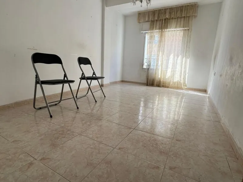 Apartment - Middle Floor Apartment в продаже в Málaga, Málaga. В доме 3 спален и 2 ванных комнат. Площадь дома 101 м²