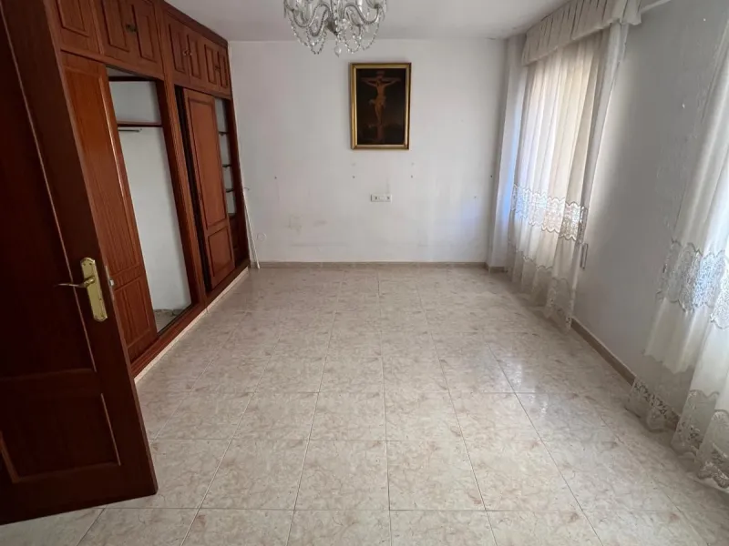 Apartment - Middle Floor Apartment в продаже в Málaga, Málaga. В доме 3 спален и 2 ванных комнат. Площадь дома 101 м²