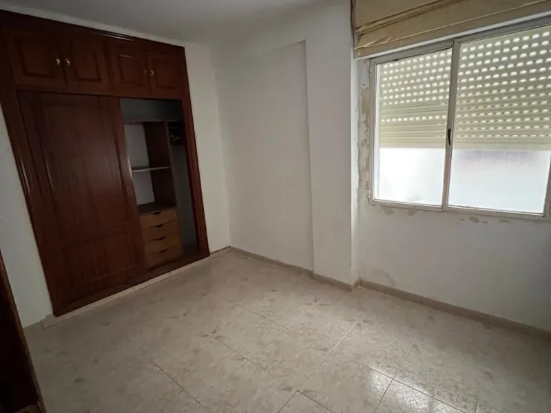 Apartment - Middle Floor Apartment в продаже в Málaga, Málaga. В доме 3 спален и 2 ванных комнат. Площадь дома 101 м²
