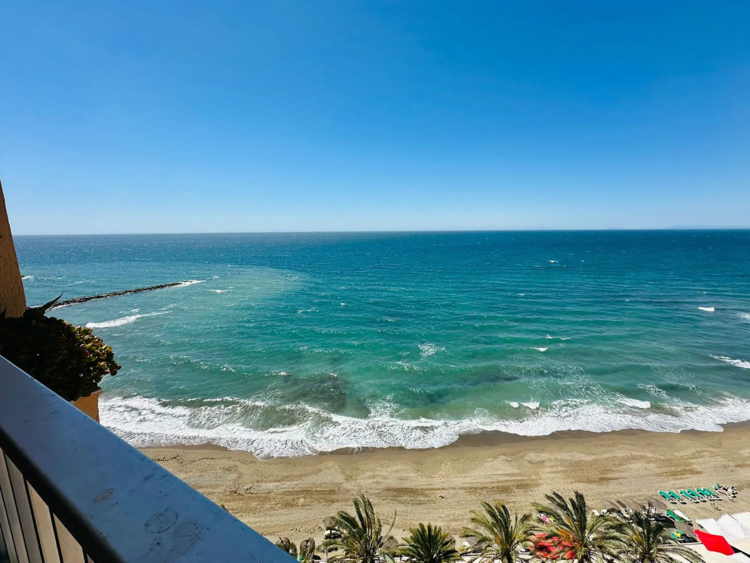 Seafront Studio Apartment – Marbella