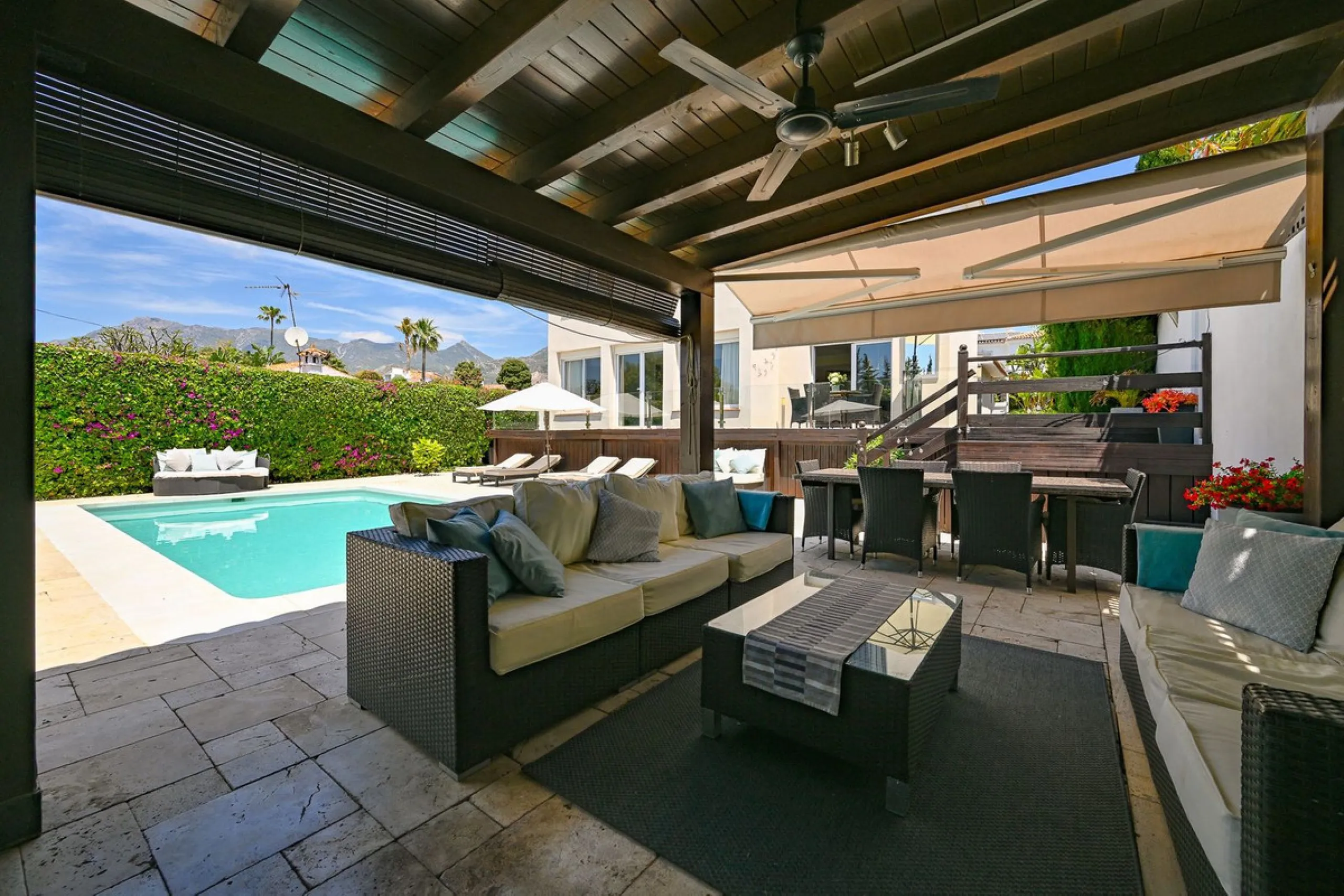 Stunning Detached Villa in Río Real (Real de Panorama) – Exceptional Airbnb Investment