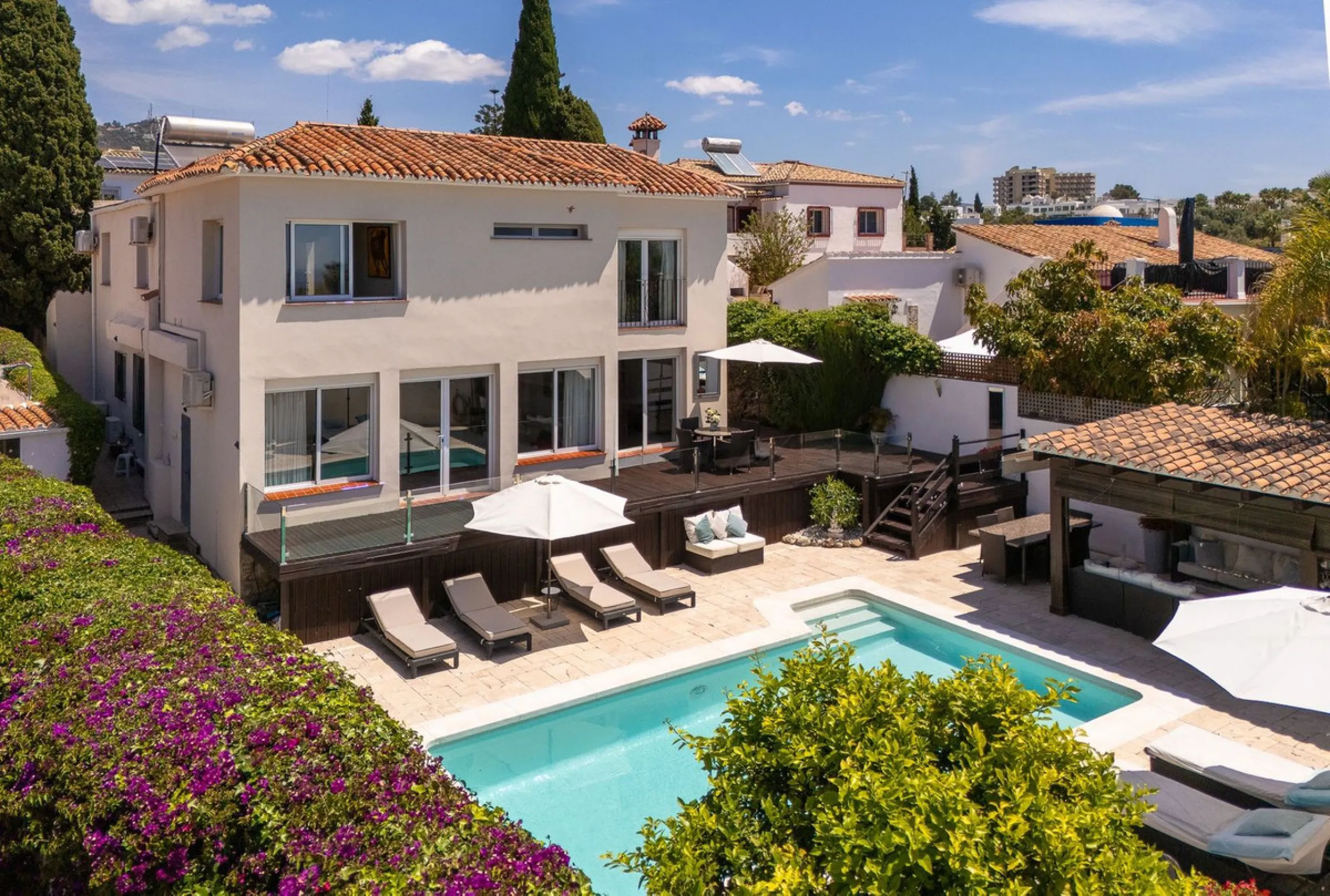 Stunning Detached Villa in Río Real (Real de Panorama) – Exceptional Airbnb Investment