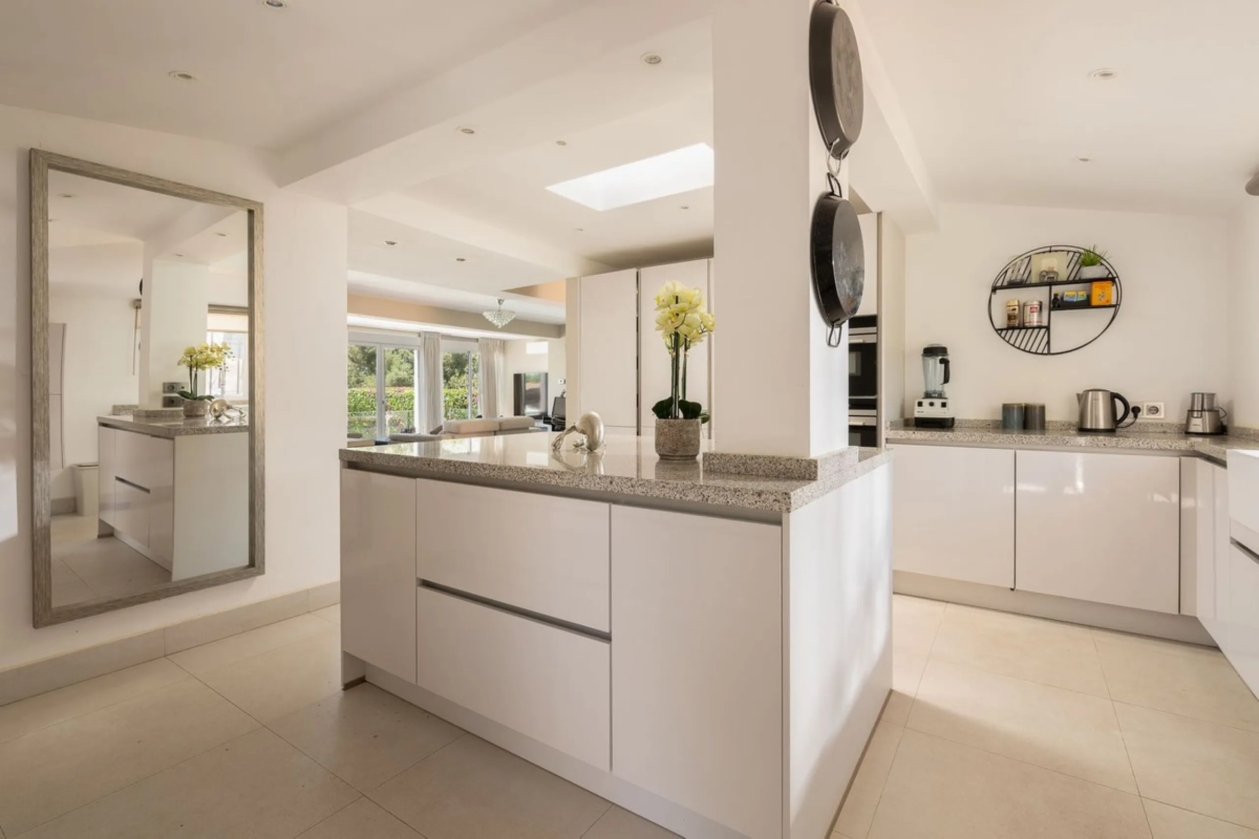 Stunning Detached Villa in Río Real (Real de Panorama) – Exceptional Airbnb Investment