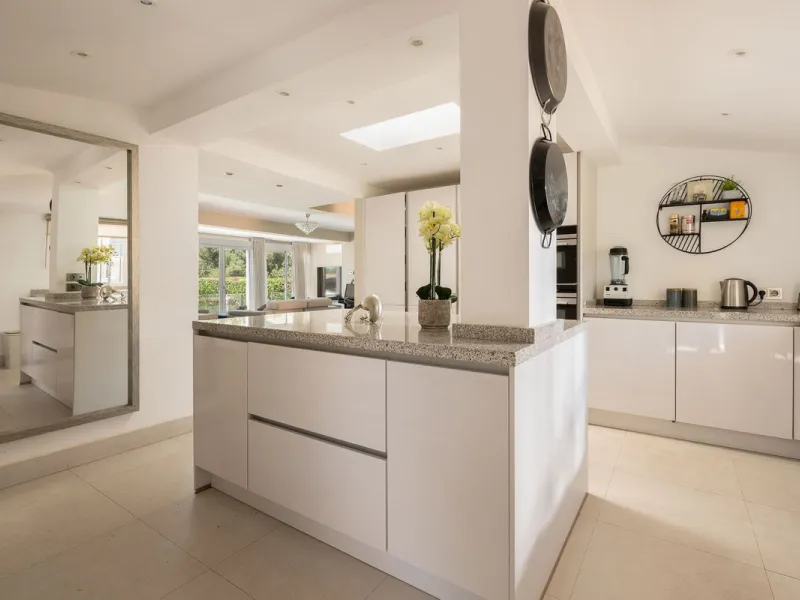Stunning Detached Villa in Río Real (Real de Panorama) – Exceptional Airbnb Investment
