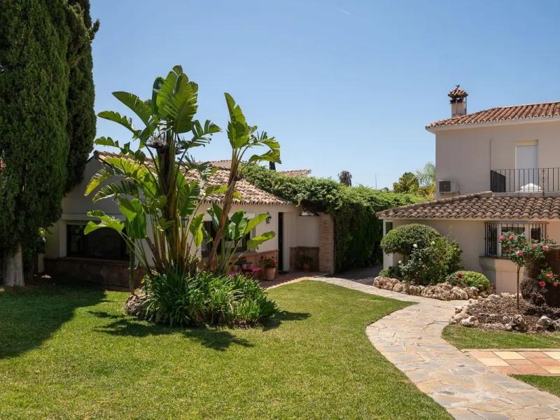 Stunning Detached Villa in Río Real (Real de Panorama) – Exceptional Airbnb Investment