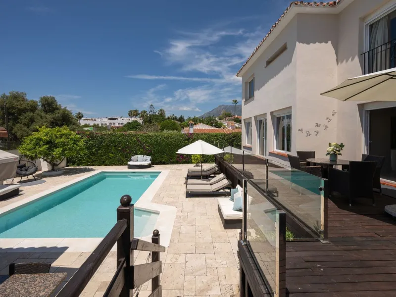 Stunning Detached Villa in Río Real (Real de Panorama) – Exceptional Airbnb Investment