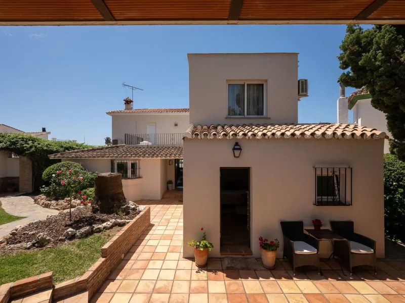 Stunning Detached Villa in Río Real (Real de Panorama) – Exceptional Airbnb Investment
