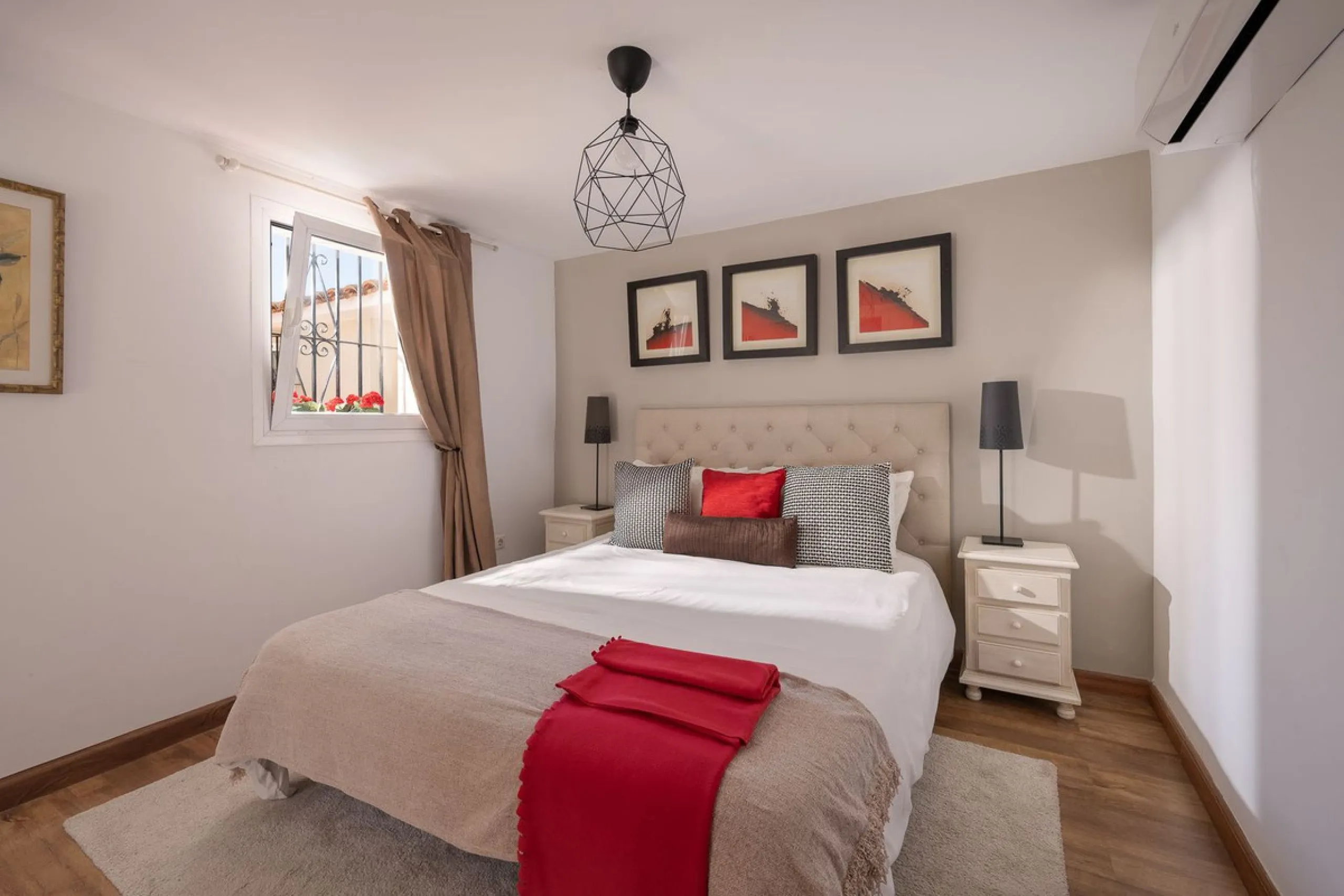 Stunning Detached Villa in Río Real (Real de Panorama) – Exceptional Airbnb Investment