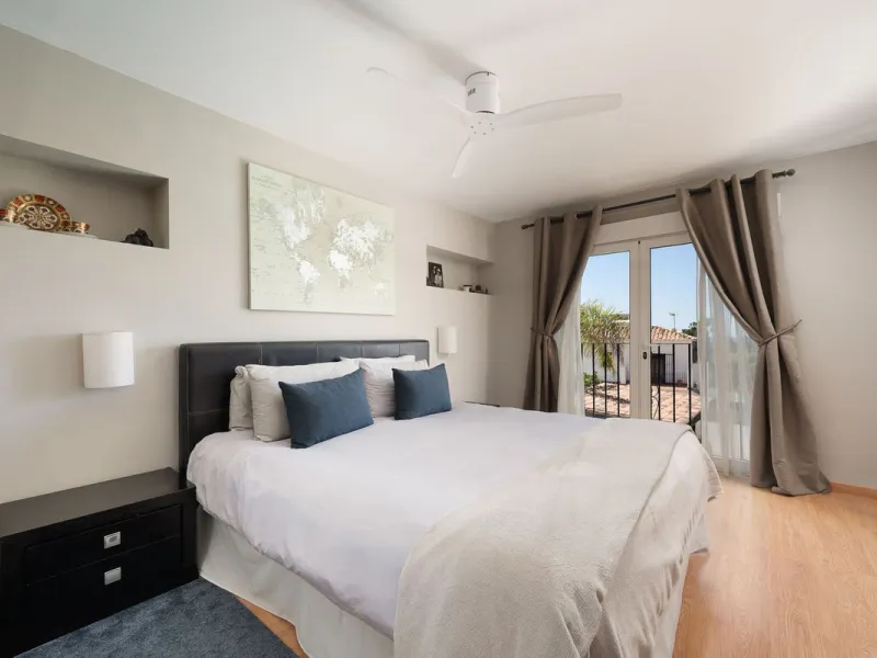 Stunning Detached Villa in Río Real (Real de Panorama) – Exceptional Airbnb Investment
