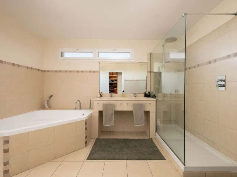 Stunning Detached Villa in Río Real (Real de Panorama) – Exceptional Airbnb Investment