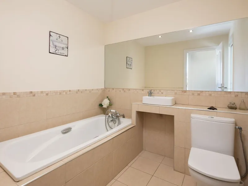Stunning Detached Villa in Río Real (Real de Panorama) – Exceptional Airbnb Investment