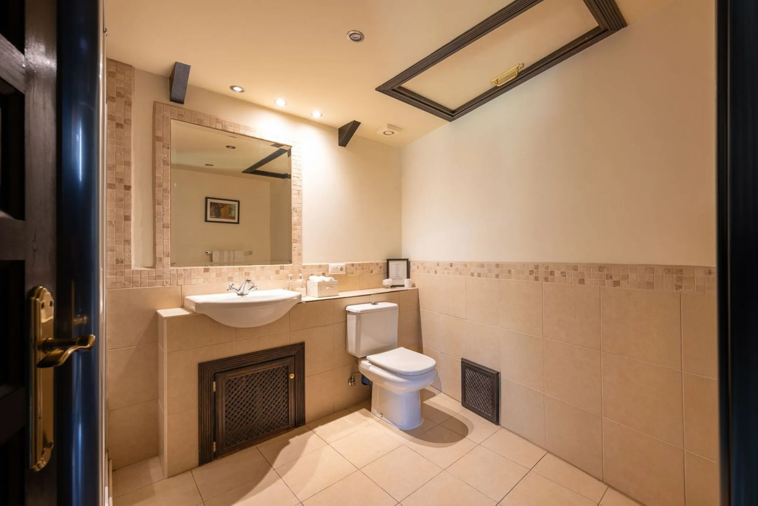 Stunning Detached Villa in Río Real (Real de Panorama) – Exceptional Airbnb Investment