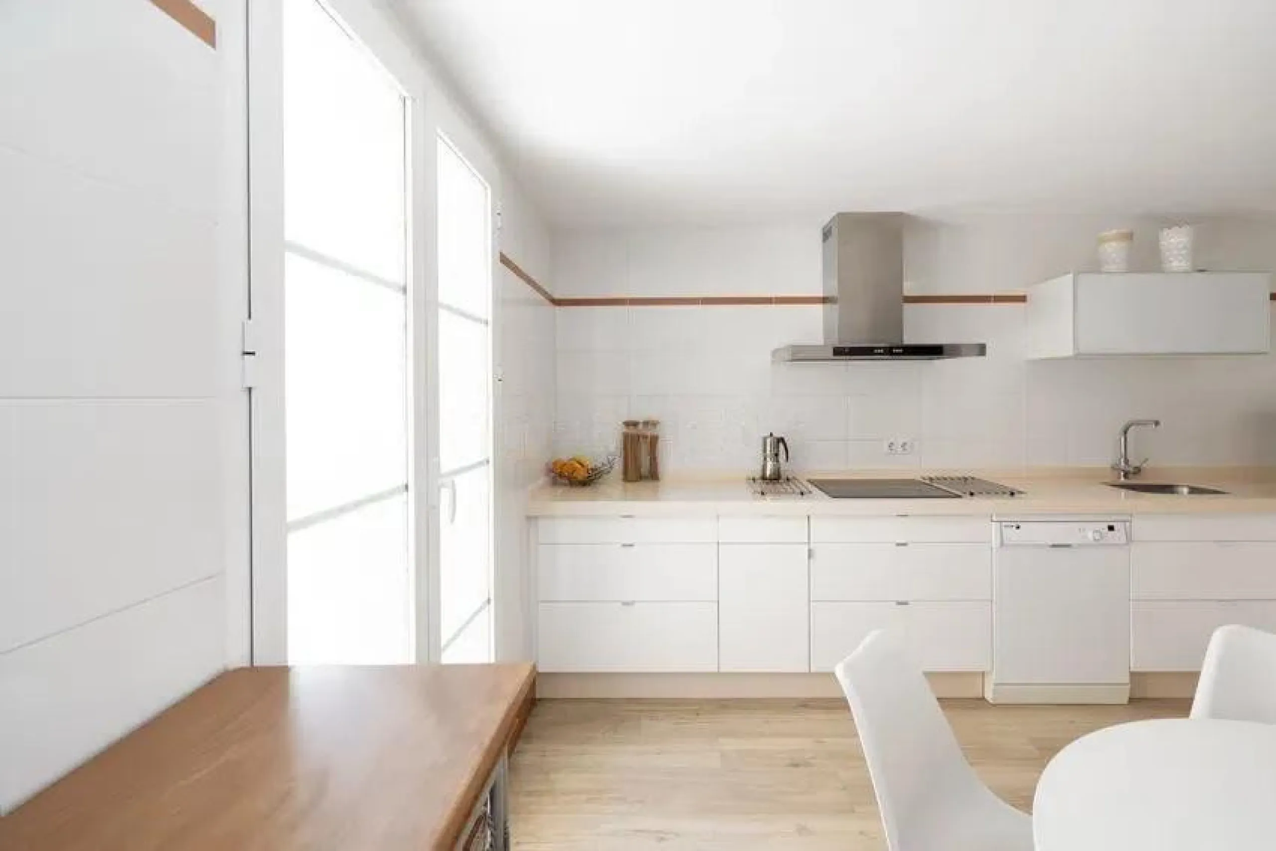 House - Townhouse в продаже в Torremolinos, Málaga. В доме 4 спален и 3 ванных комнат. Площадь дома 251 м²