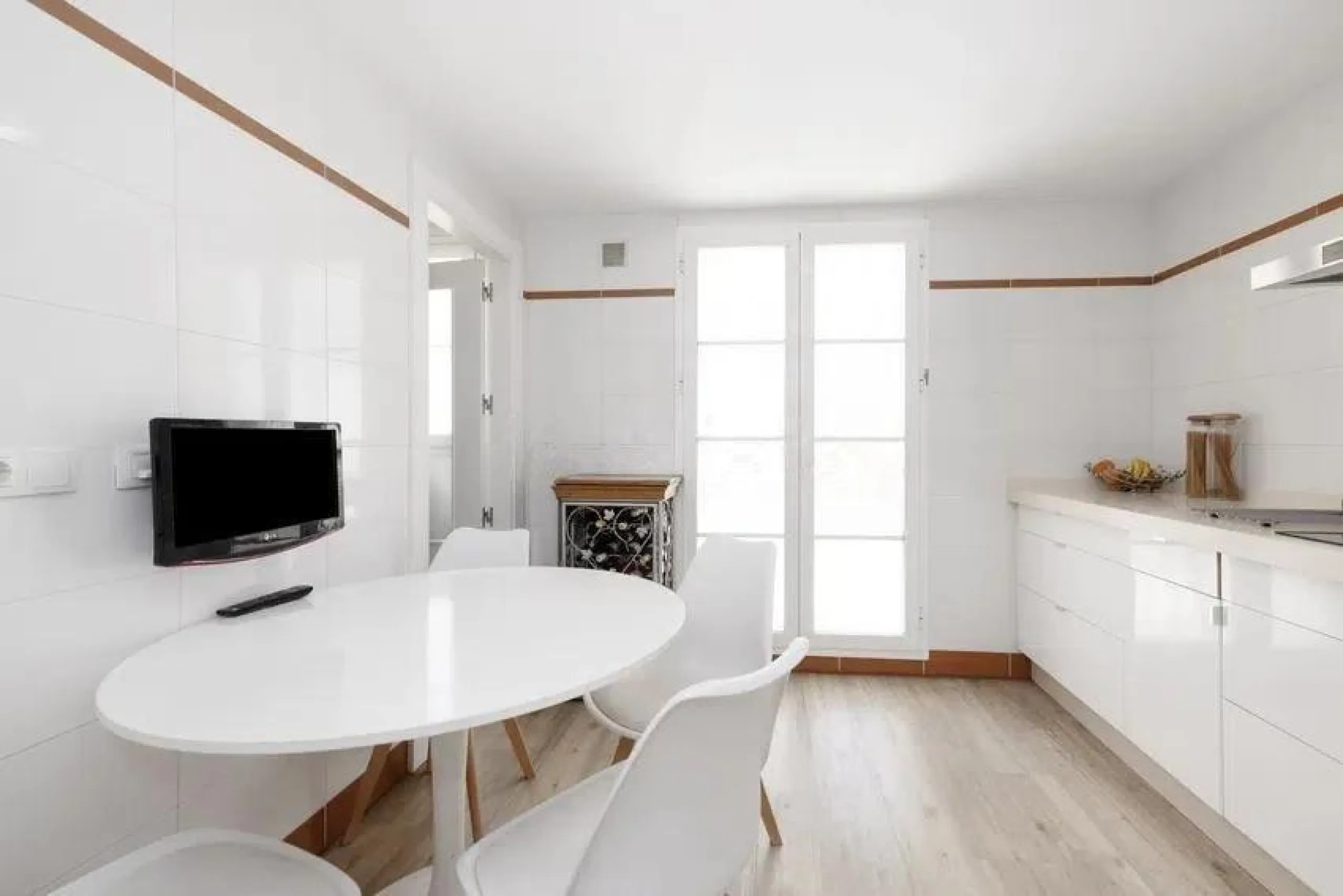 House - Townhouse в продаже в Torremolinos, Málaga. В доме 4 спален и 3 ванных комнат. Площадь дома 251 м²
