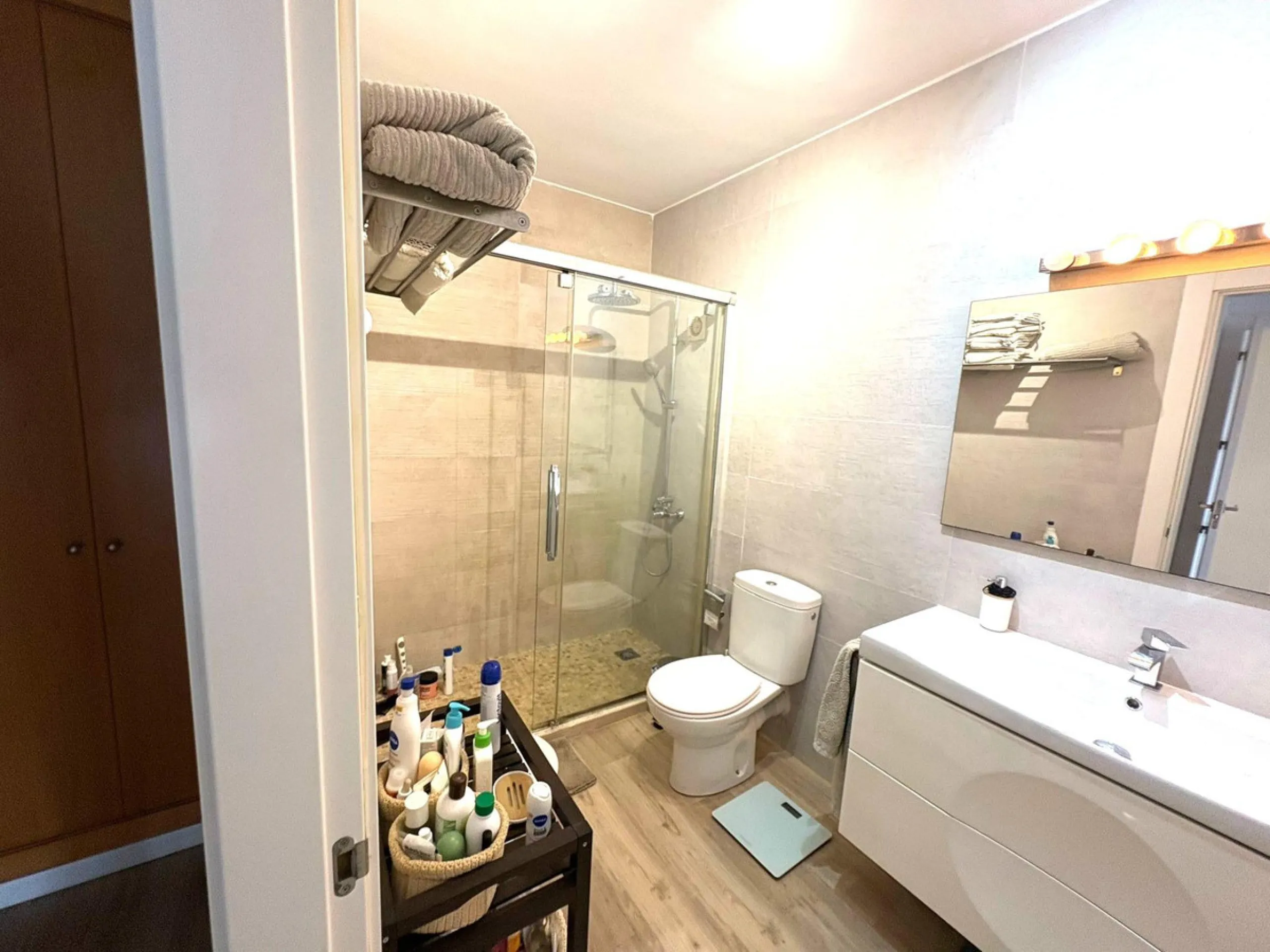 House - Townhouse в продаже в Torremolinos, Málaga. В доме 4 спален и 3 ванных комнат. Площадь дома 251 м²