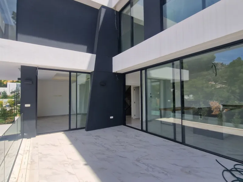 Brand-New Villa for Sale – Pinares de San Antón, Málaga