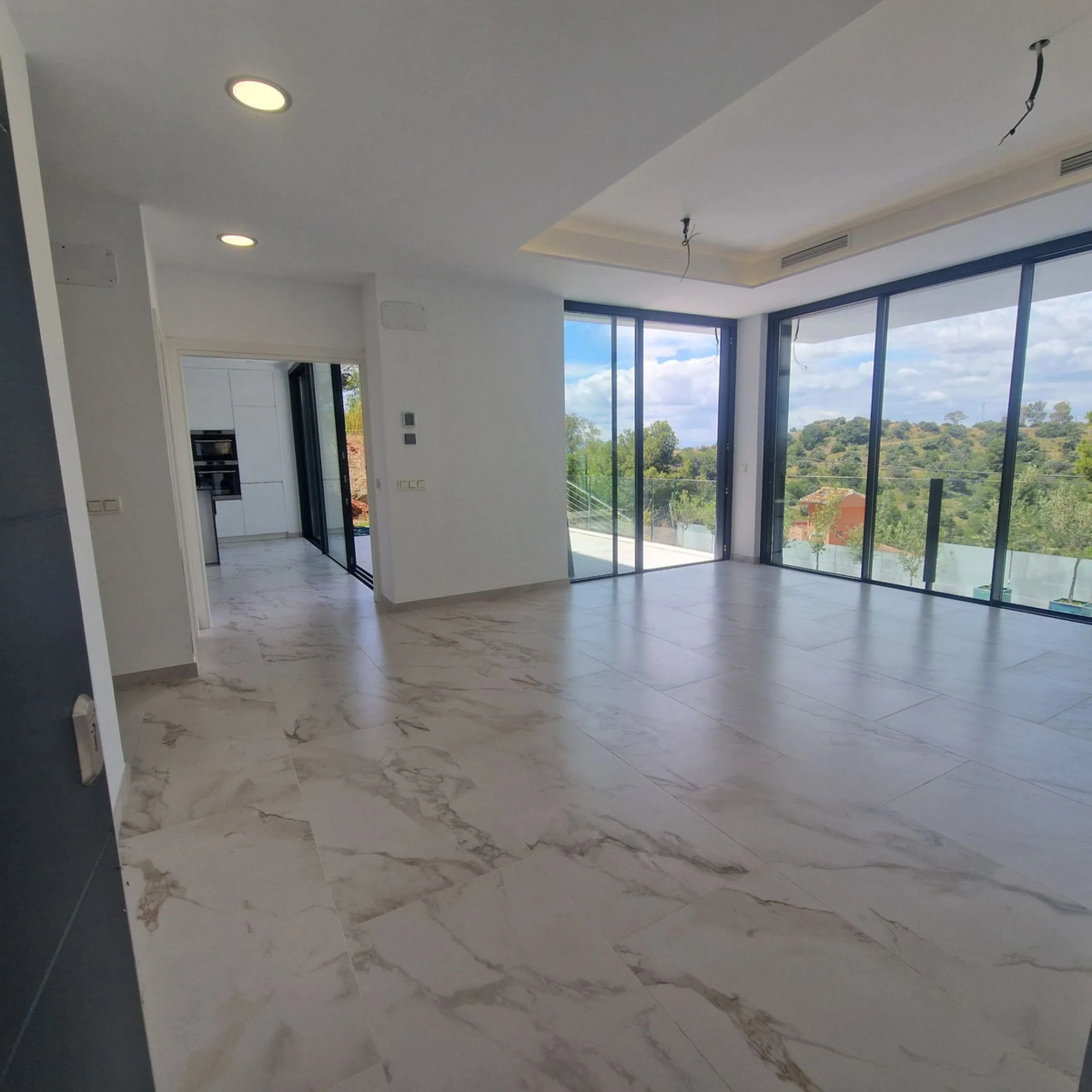 Brand-New Villa for Sale – Pinares de San Antón, Málaga