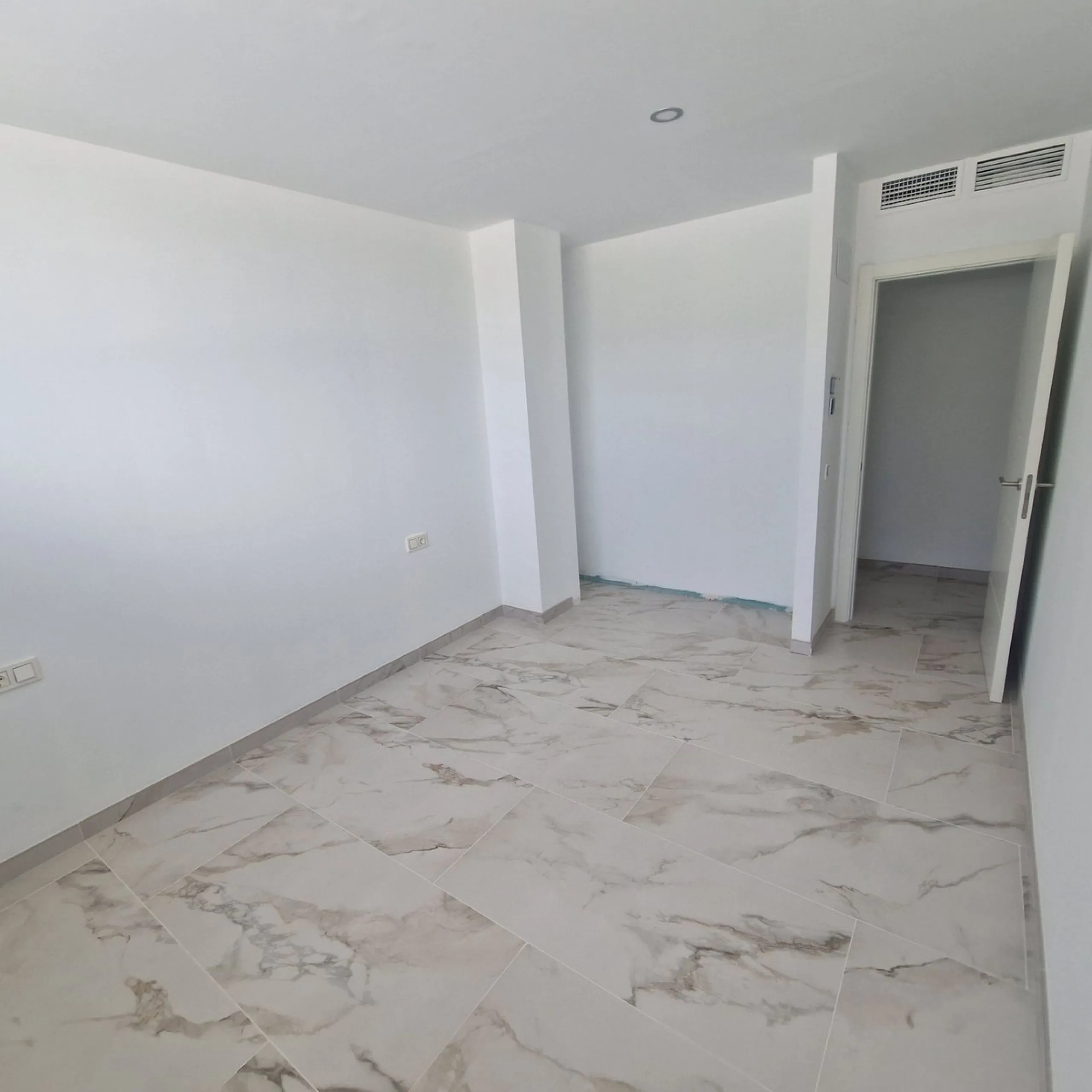 Brand-New Villa for Sale – Pinares de San Antón, Málaga