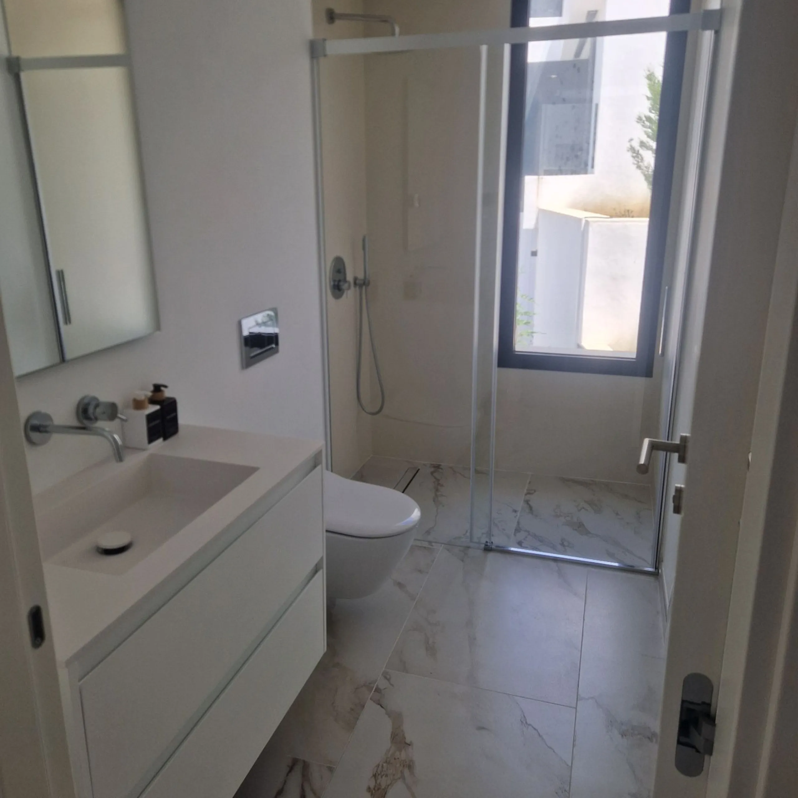 Brand-New Villa for Sale – Pinares de San Antón, Málaga