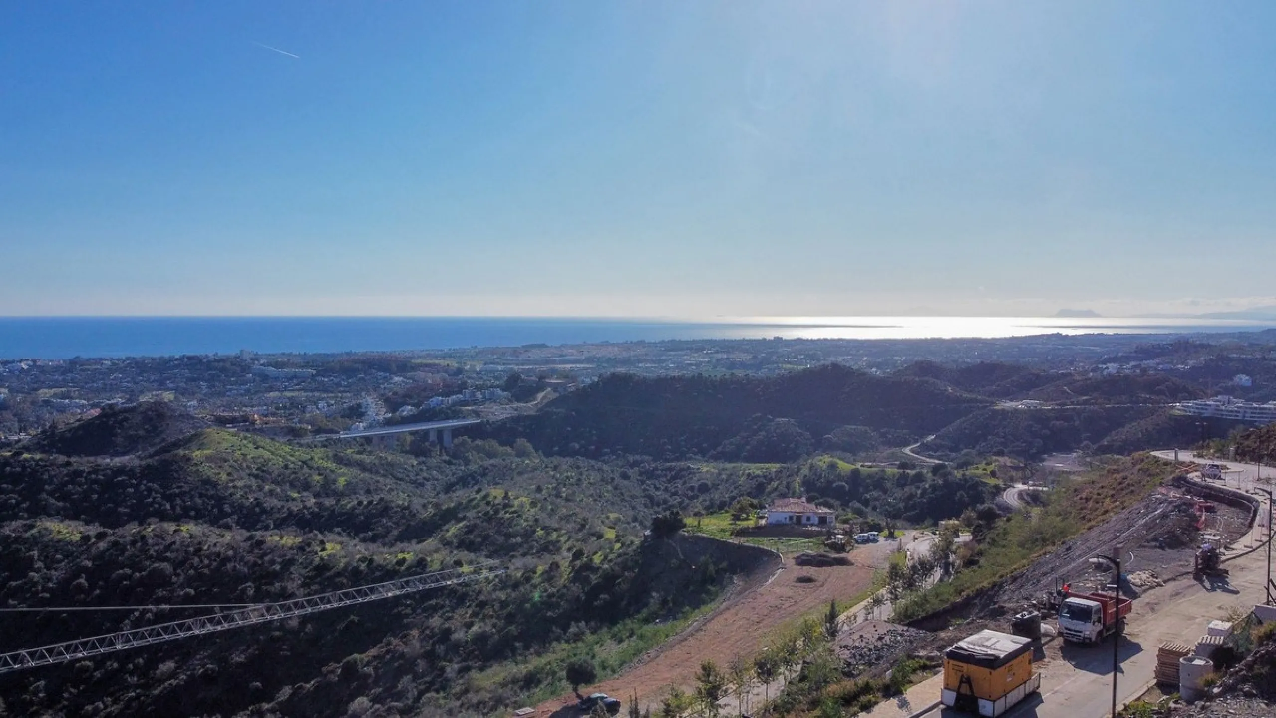 Prime south-facing plot with panoramic sea views with PLANNING PERMISSION AND PROJECT IN PLACE | Real de La Quinta, Benahavís.