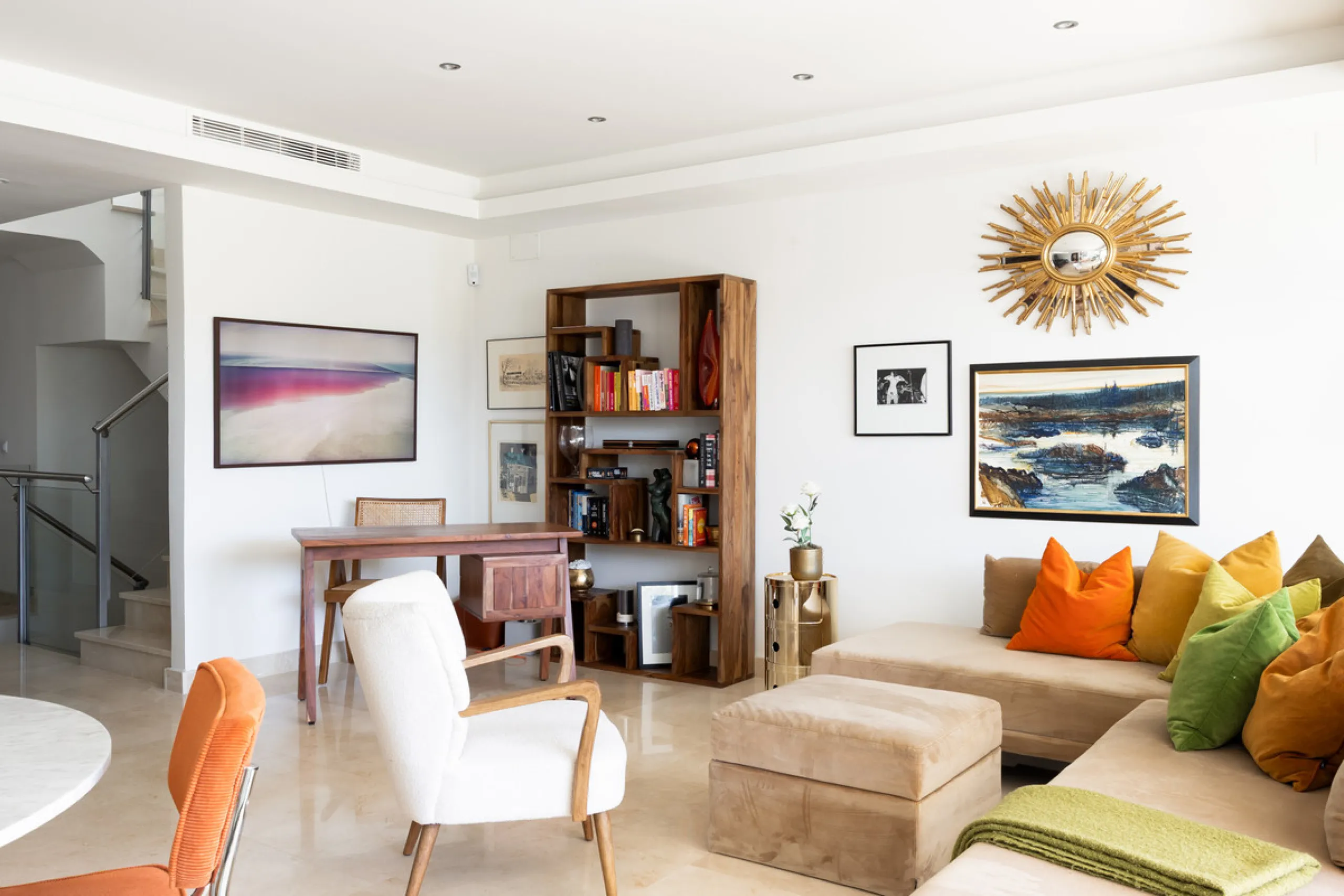 House - Townhouse в продаже в Marbella, Málaga. В доме 3 спален и 3 ванных комнат. Площадь дома 344 м²