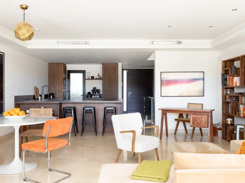 House - Townhouse в продаже в Marbella, Málaga. В доме 3 спален и 3 ванных комнат. Площадь дома 344 м²