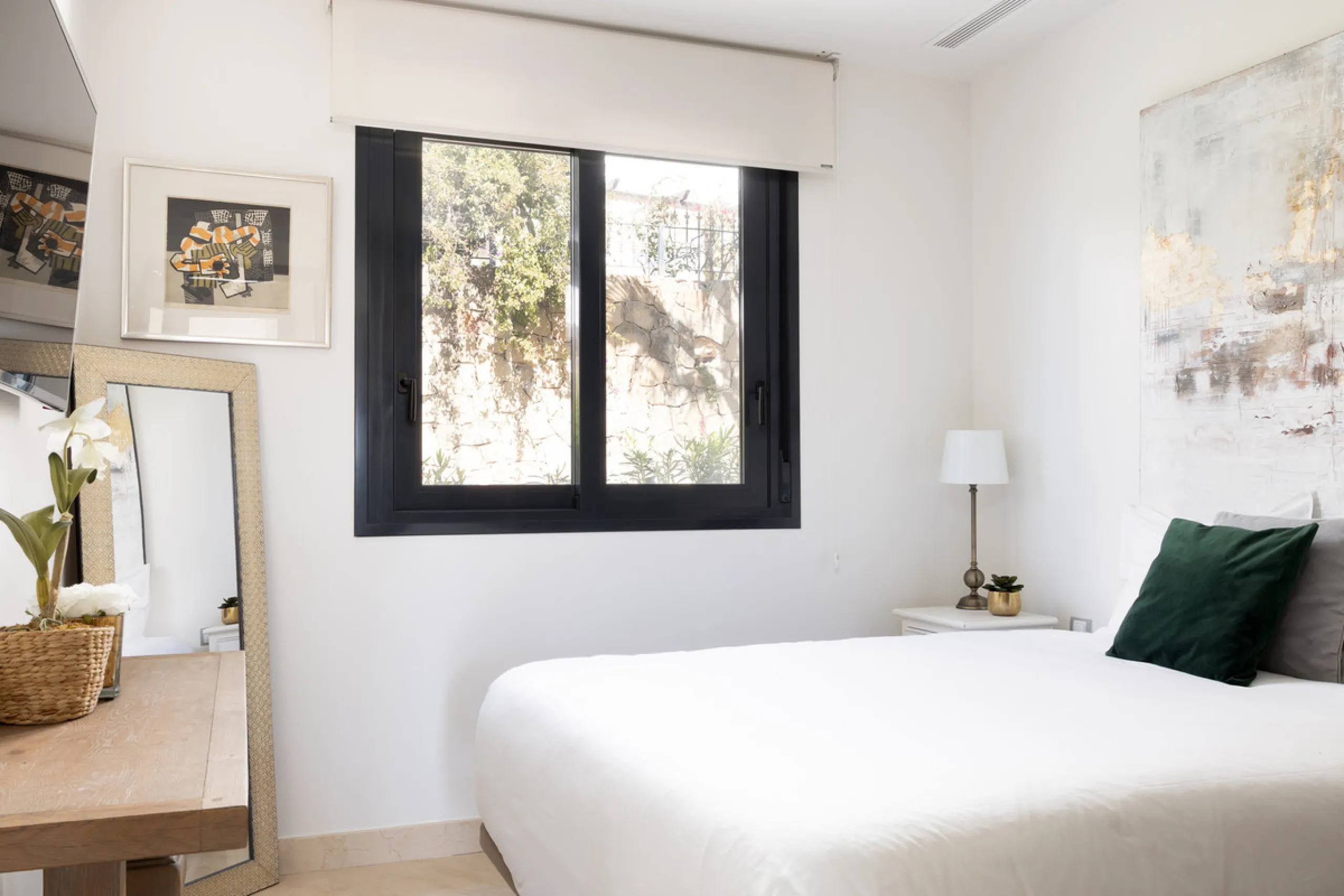 House - Townhouse в продаже в Marbella, Málaga. В доме 3 спален и 3 ванных комнат. Площадь дома 344 м²