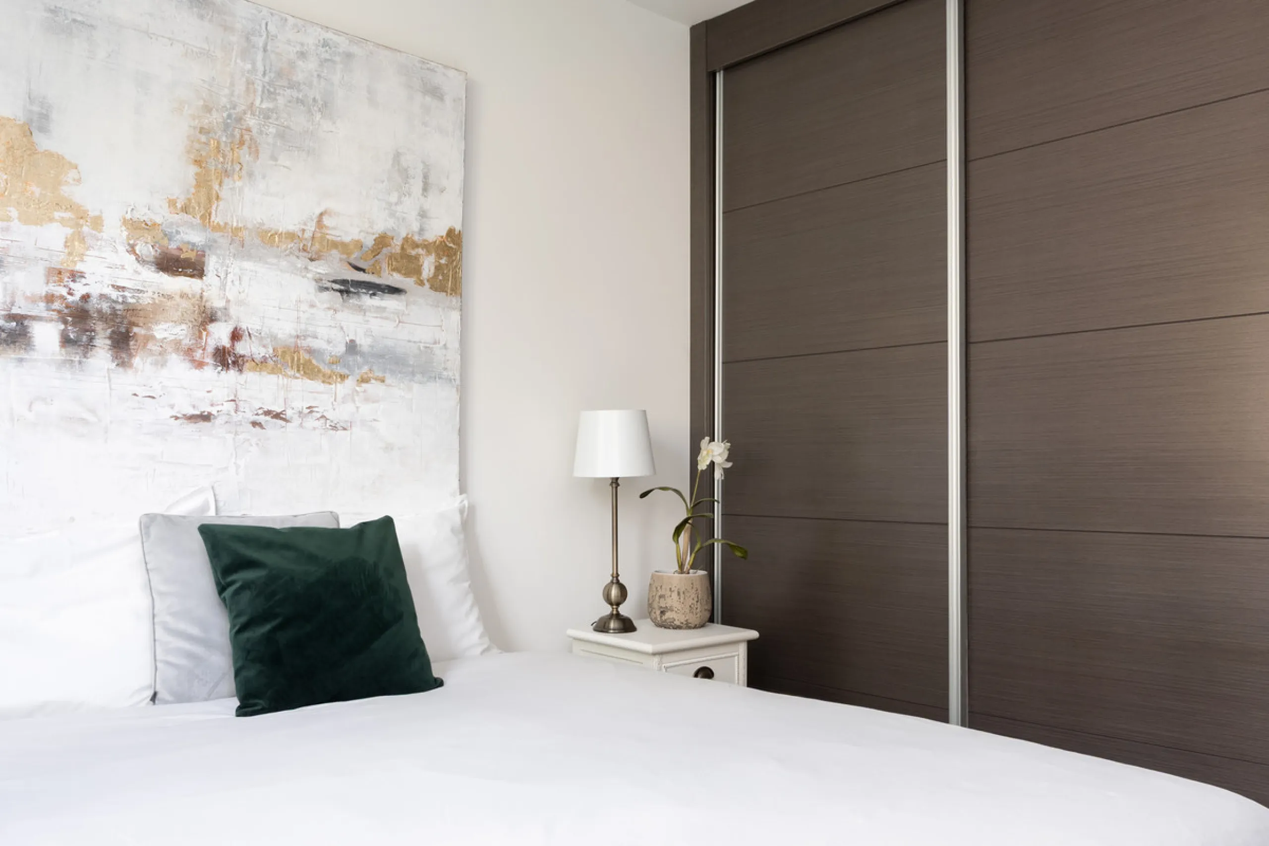 House - Townhouse в продаже в Marbella, Málaga. В доме 3 спален и 3 ванных комнат. Площадь дома 344 м²