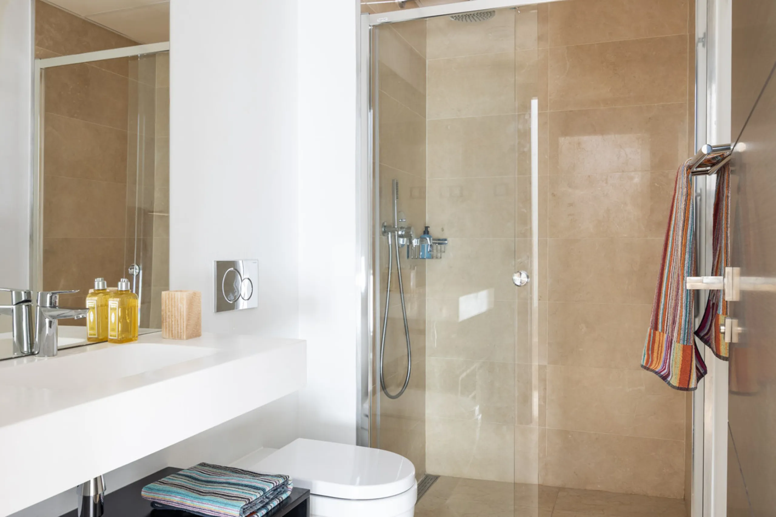 House - Townhouse в продаже в Marbella, Málaga. В доме 3 спален и 3 ванных комнат. Площадь дома 344 м²
