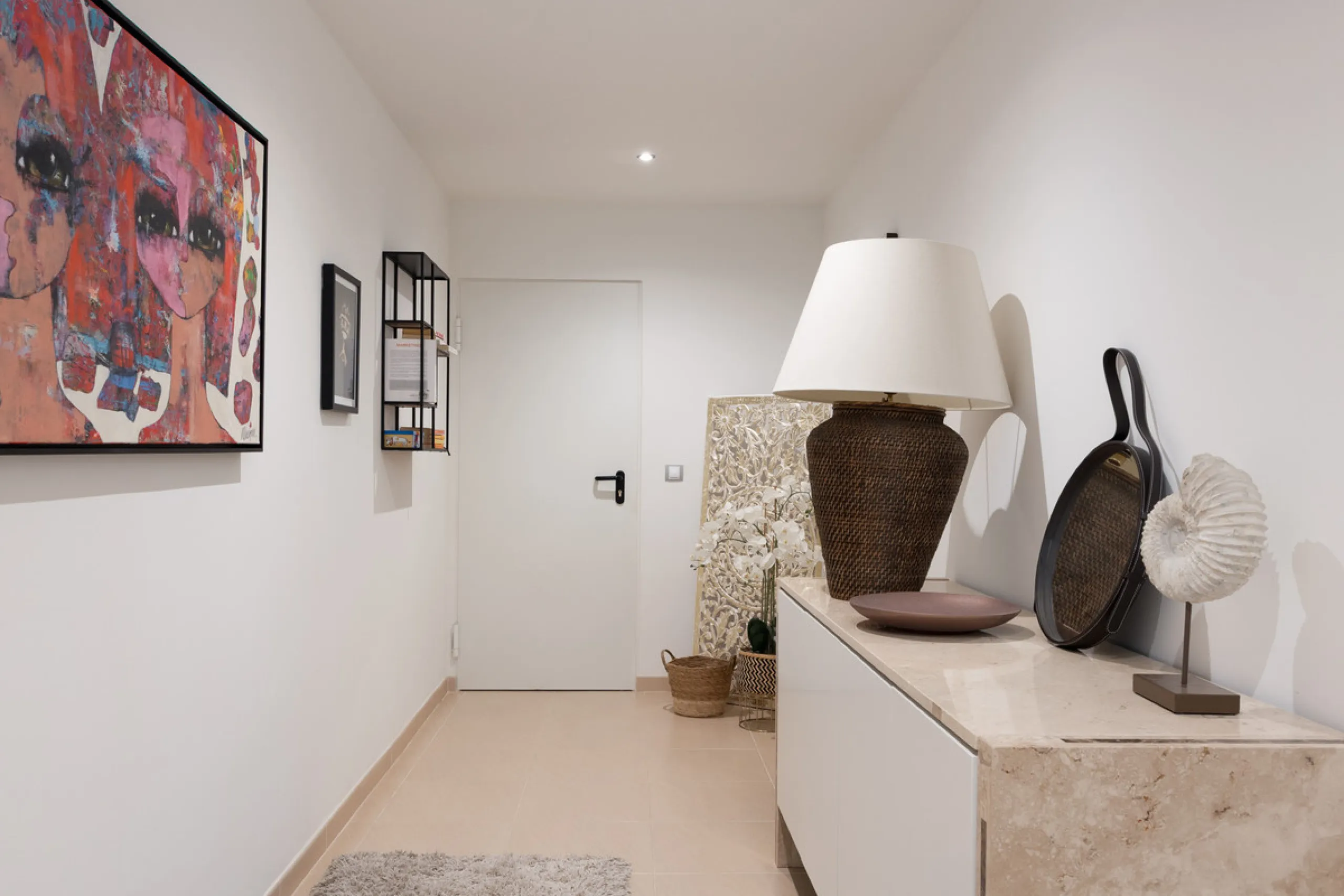 House - Townhouse в продаже в Marbella, Málaga. В доме 3 спален и 3 ванных комнат. Площадь дома 344 м²