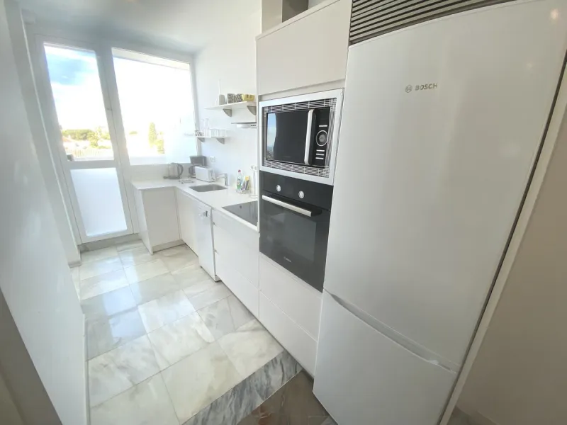 A superb west facing renovated duplex penthouse for sale in the popular El Dorado urbanisation in Nueva Andalucia, close to Puerto Banus