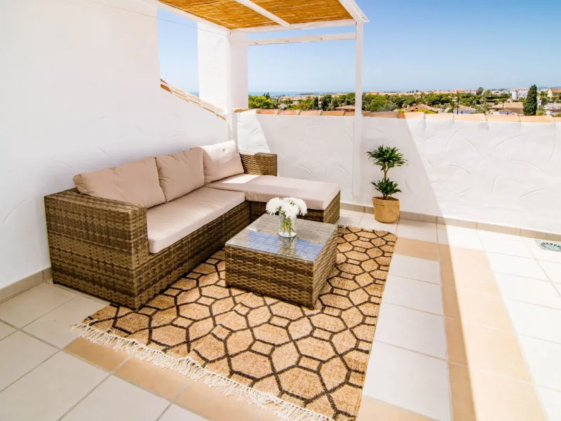 A superb west facing renovated duplex penthouse for sale in the popular El Dorado urbanisation in Nueva Andalucia, close to Puerto Banus