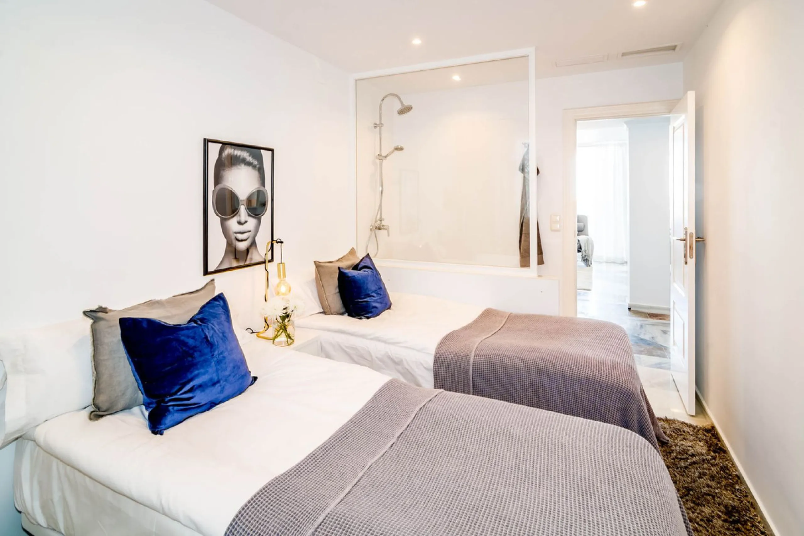A superb west facing renovated duplex penthouse for sale in the popular El Dorado urbanisation in Nueva Andalucia, close to Puerto Banus