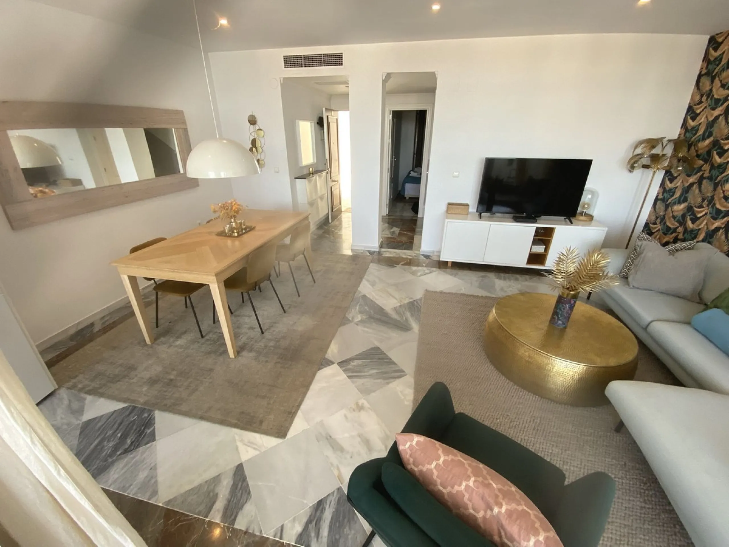 A superb west facing renovated duplex penthouse for sale in the popular El Dorado urbanisation in Nueva Andalucia, close to Puerto Banus